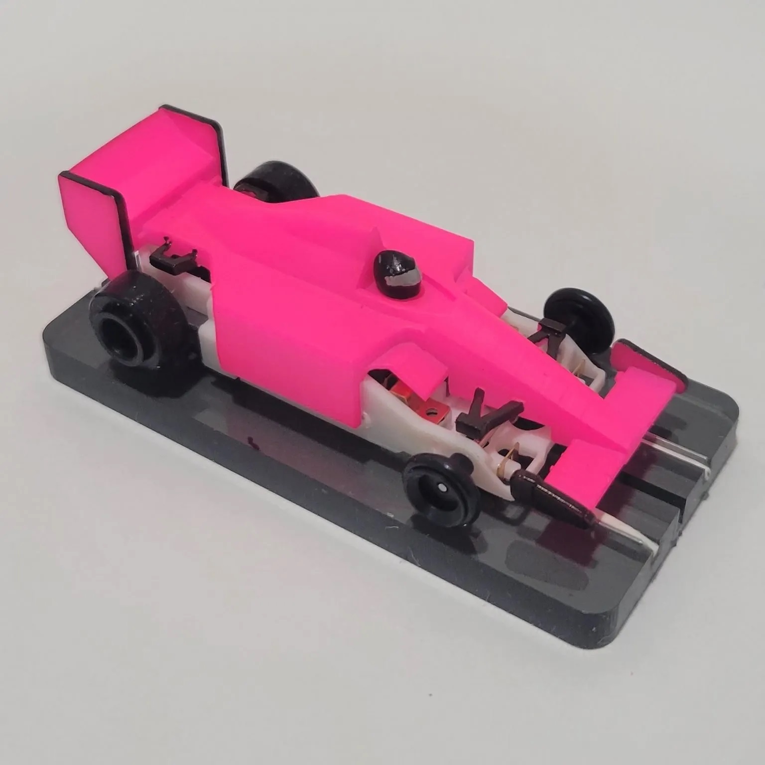 Viper 22716-P - Formula V Race Ready Car - Neon Pink